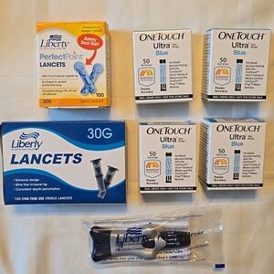 New One Touch Ultra Blue 4 Boxes 200 Test Strips Expired 200 Lancets 30G Lancing